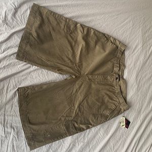 Men’s Size 38 Cotton Cargo Shorts - Never worn with tags